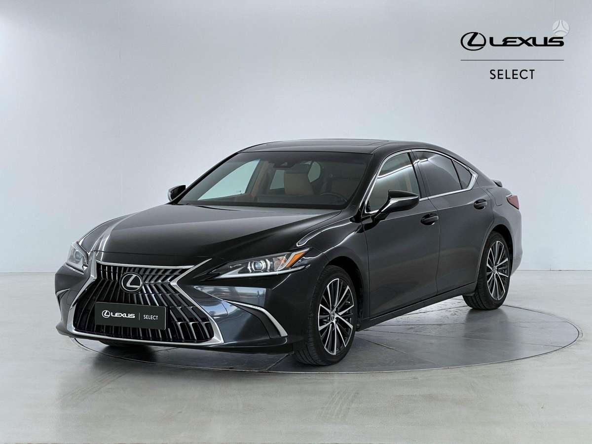 Lexus ES 300h - 1