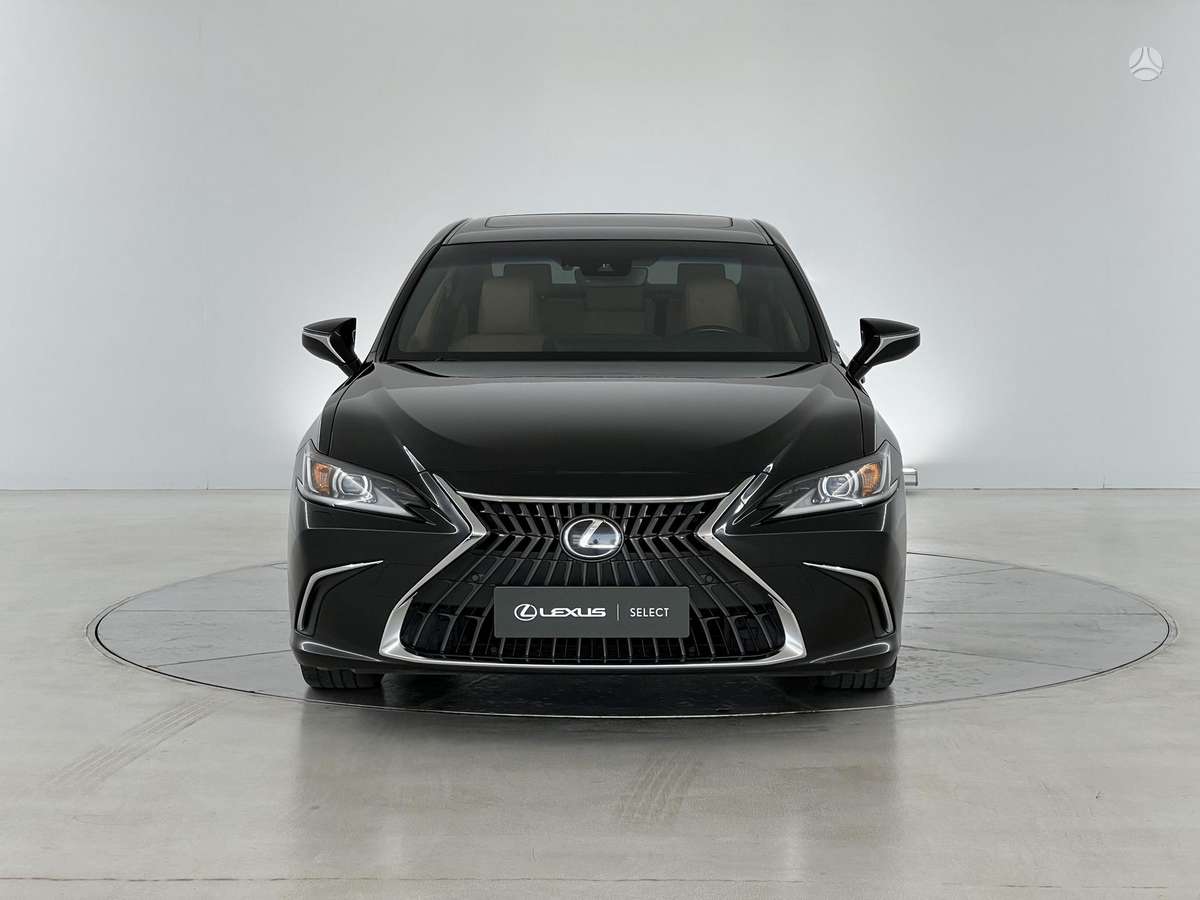 Lexus ES 300h - 5