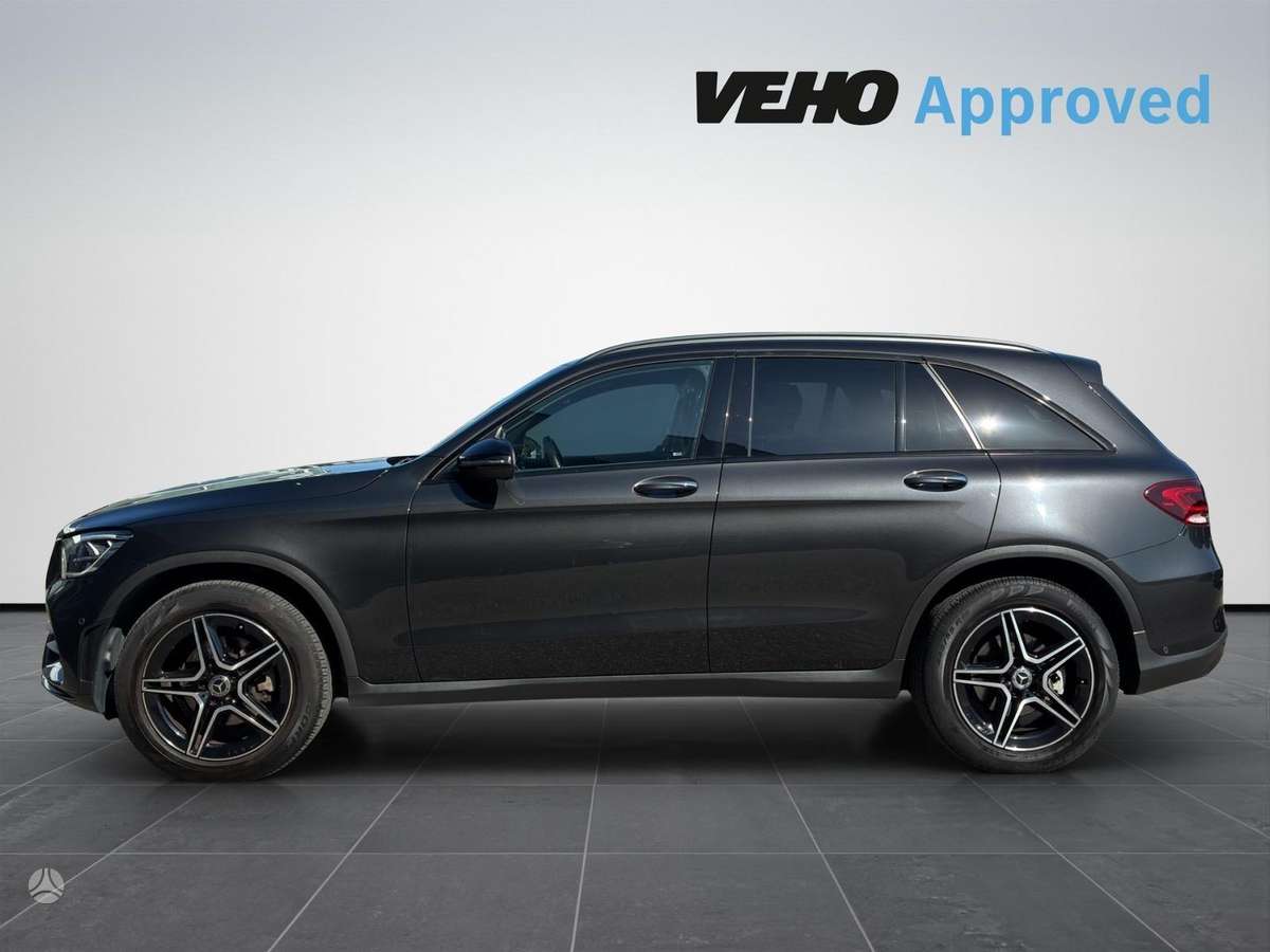 Mercedes-Benz GLC200 - 2