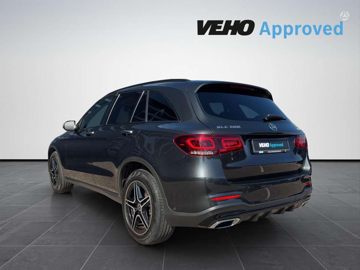Mercedes-Benz GLC200 - 3