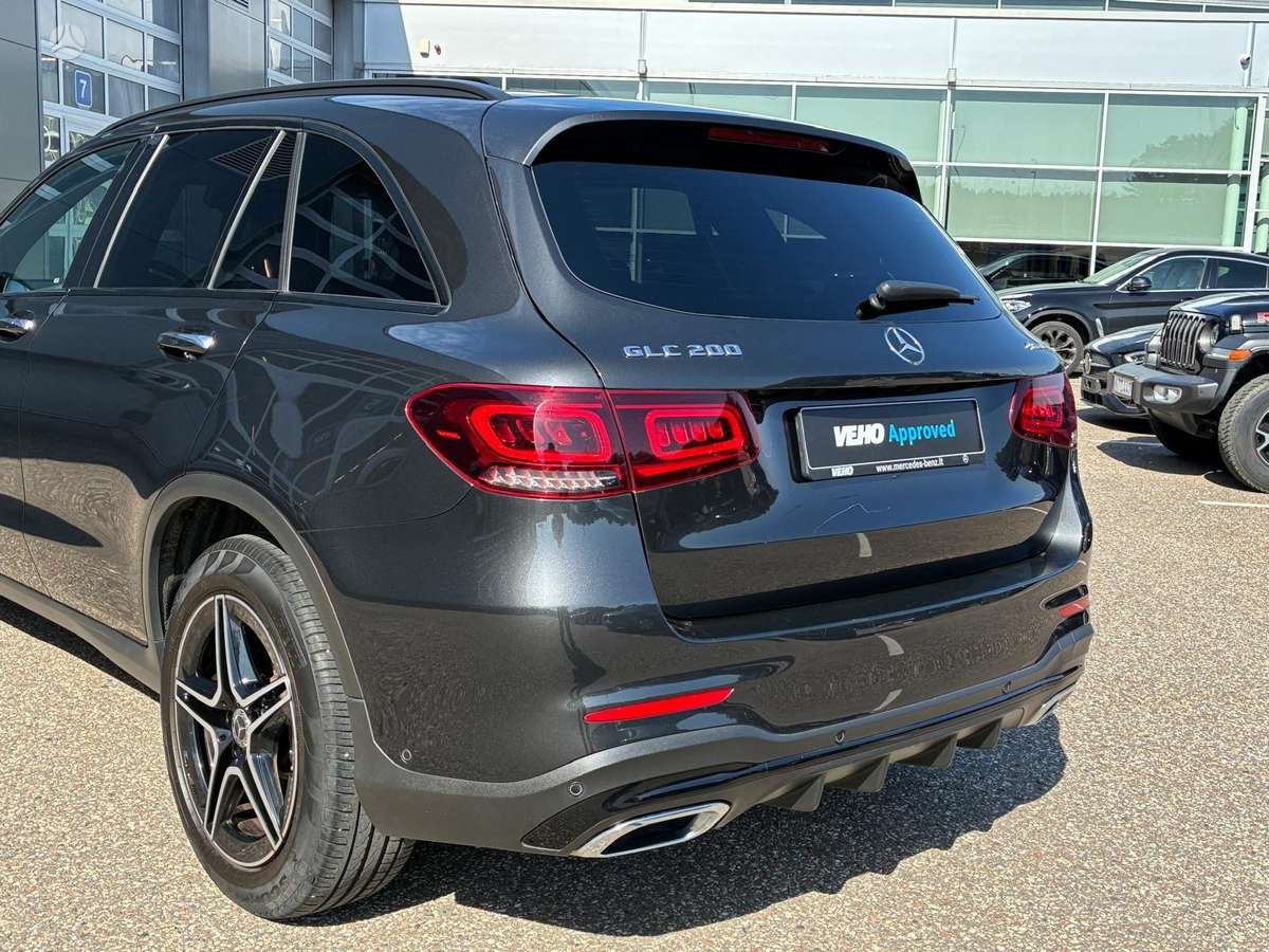 Mercedes-Benz GLC200 - 10