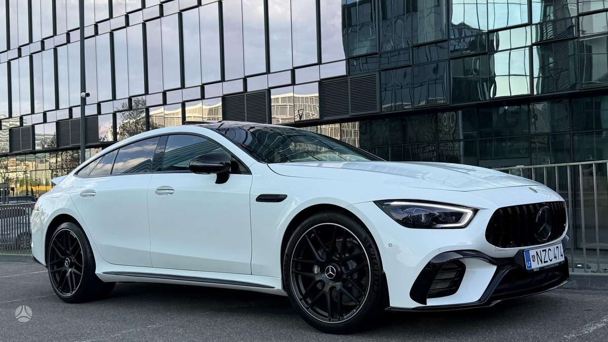 Mercedes-Benz AMG GT - 3