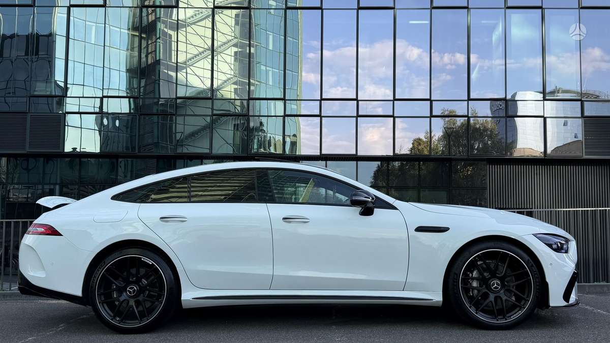 Mercedes-Benz AMG GT - 6