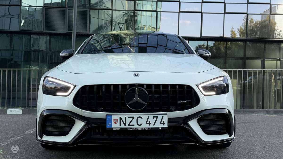 Mercedes-Benz AMG GT - 7