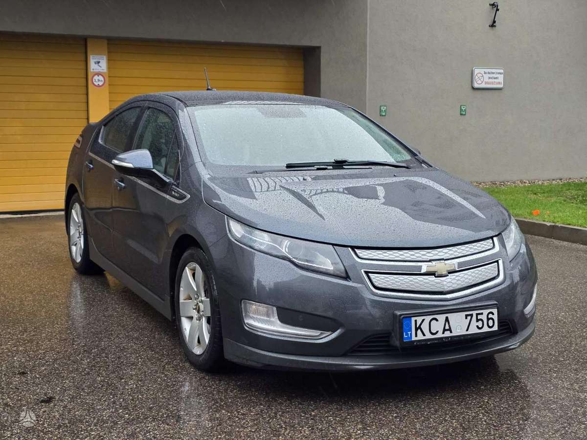 Chevrolet Volt - 1