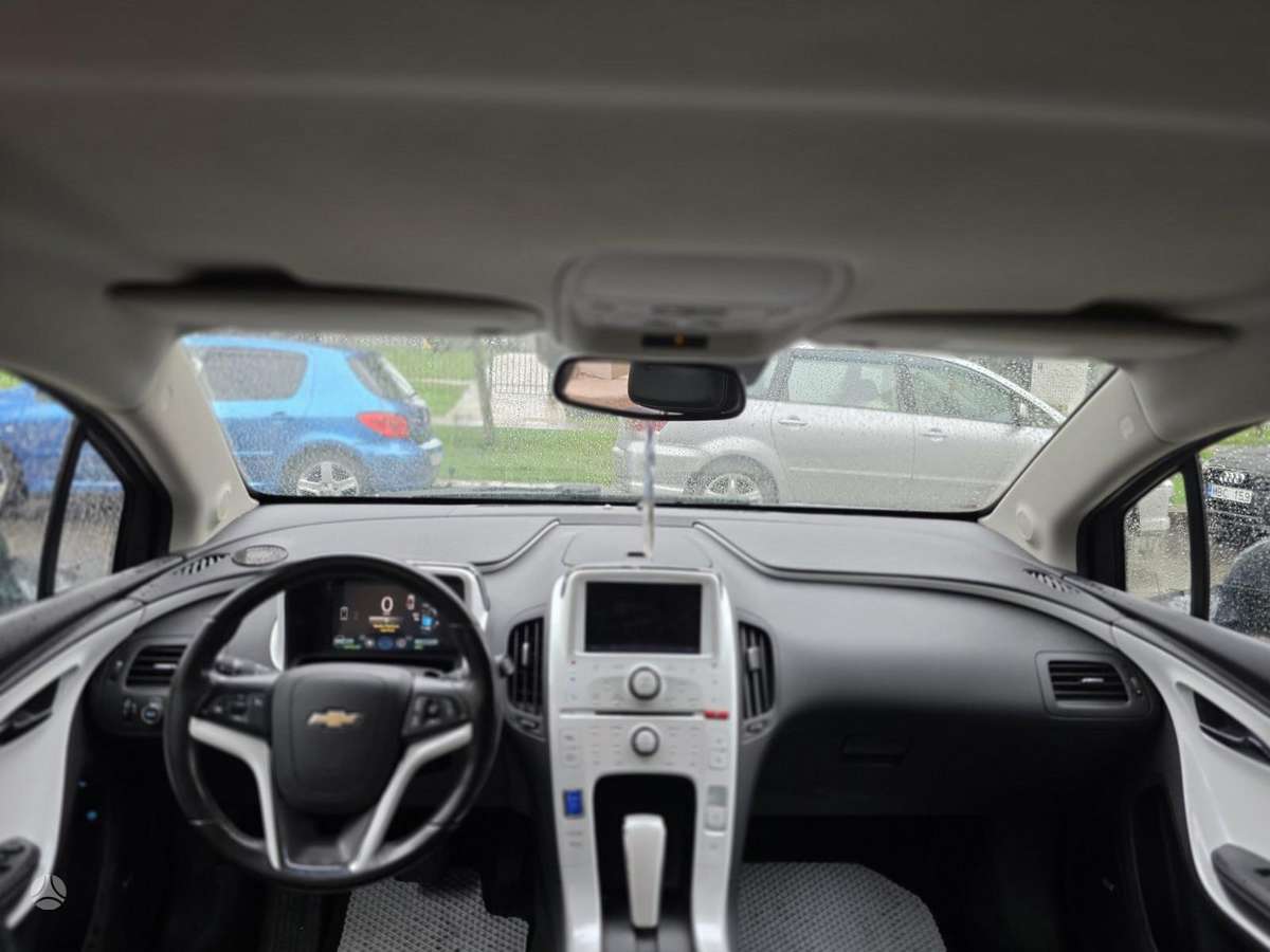 Chevrolet Volt - 7