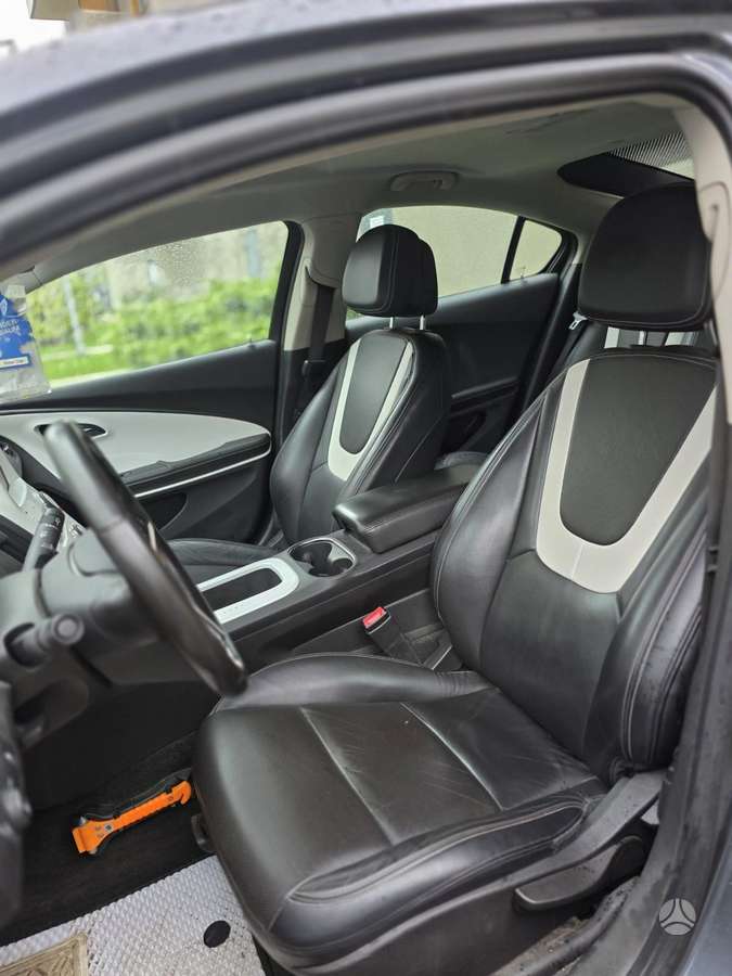 Chevrolet Volt - 9