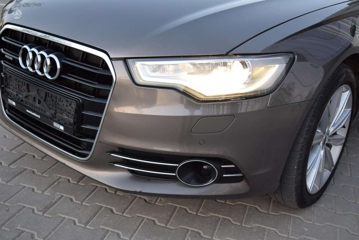 Audi A6, 3.0 l., wagon