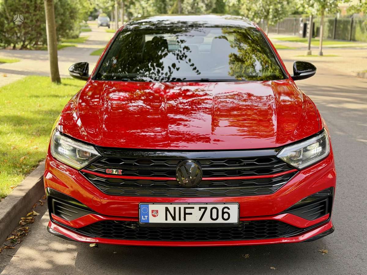 Volkswagen Jetta - 3