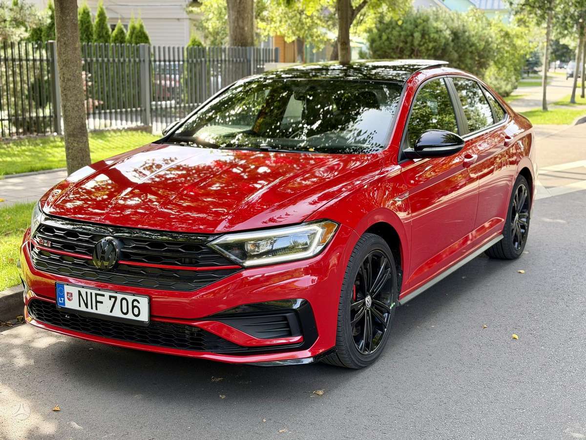 Volkswagen Jetta - 8
