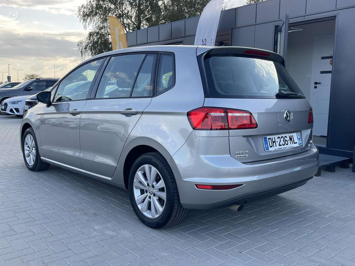 Volkswagen Golf Sportsvan - 6