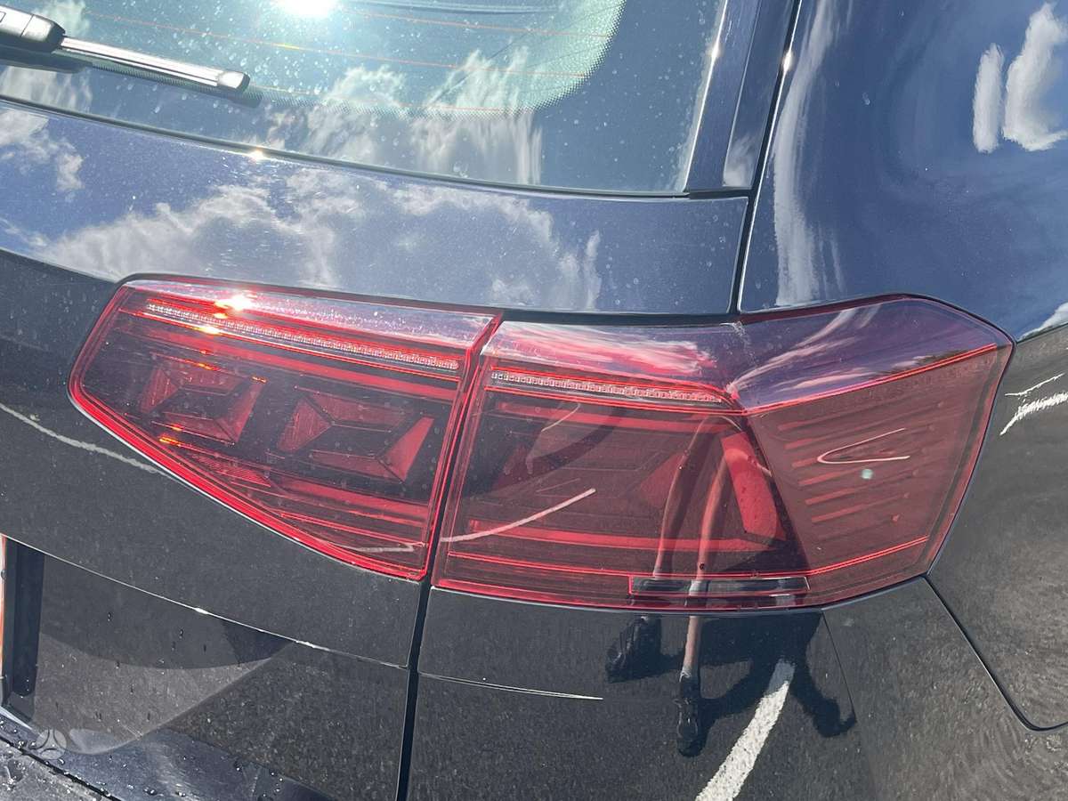 Volkswagen Passat - 6