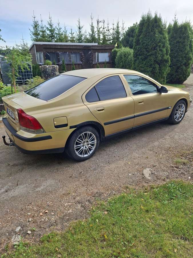 Volvo S60 - 4