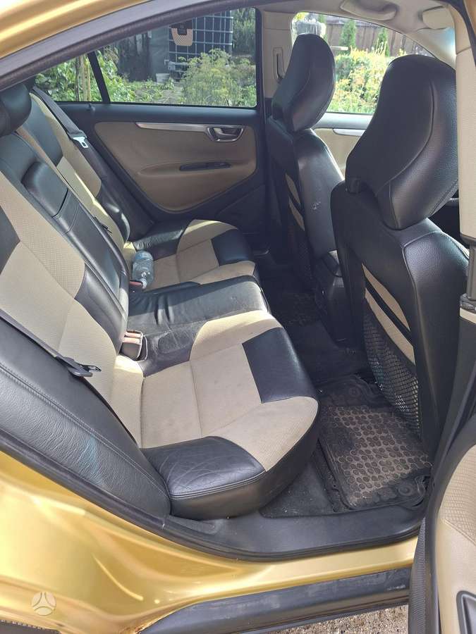 Volvo S60 - 8
