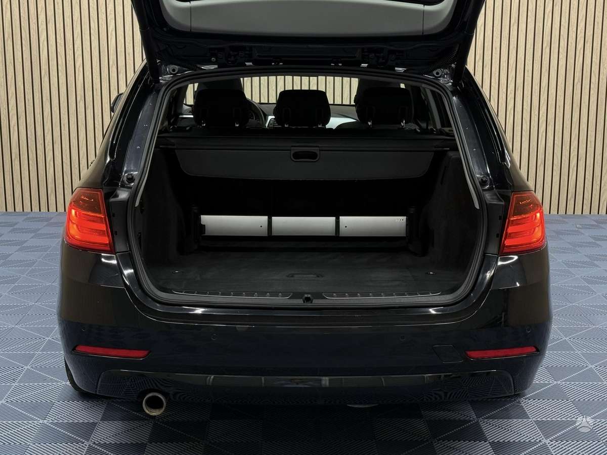 BMW 320, 2.0 l., wagon