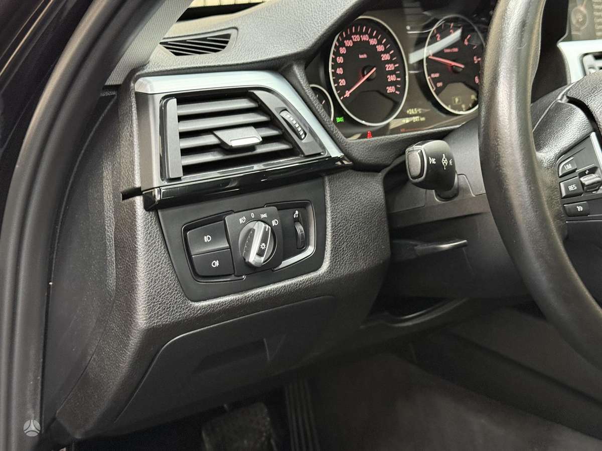 BMW 320, 2.0 l., universalas