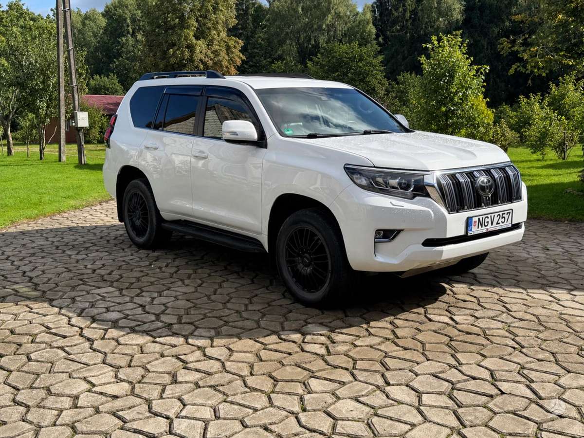 Toyota Land Cruiser - 4