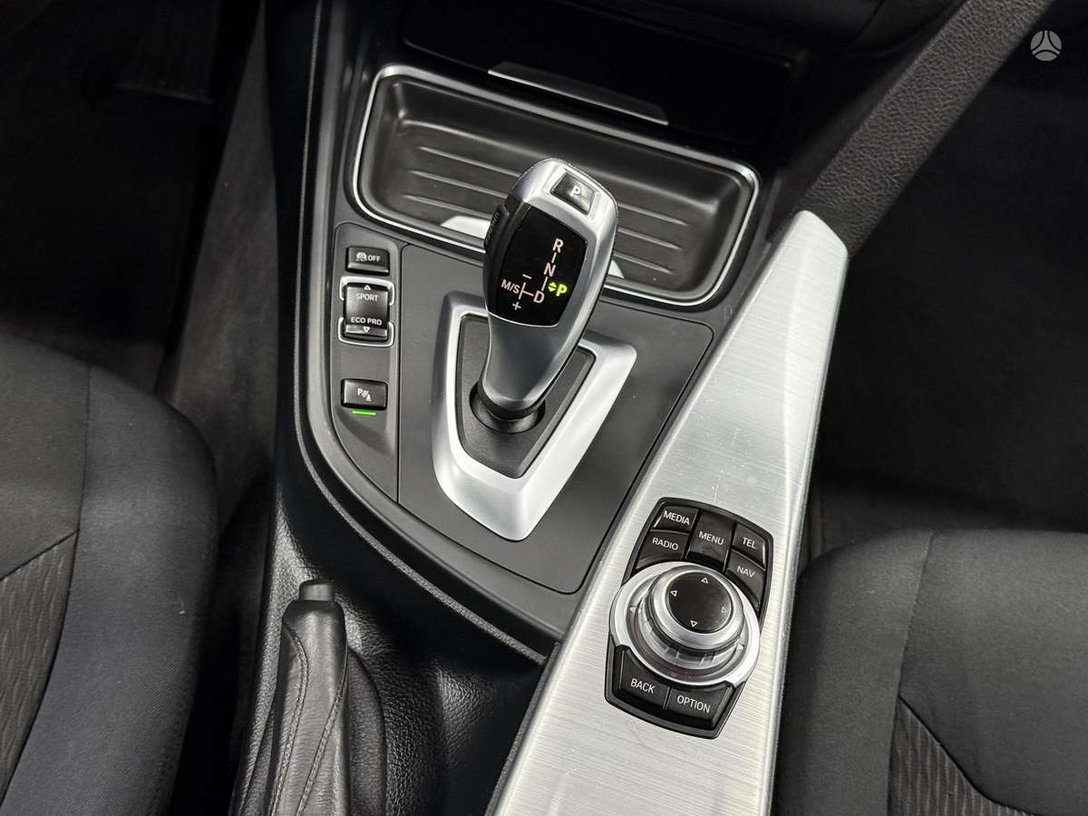 BMW 320, 2.0 l., wagon