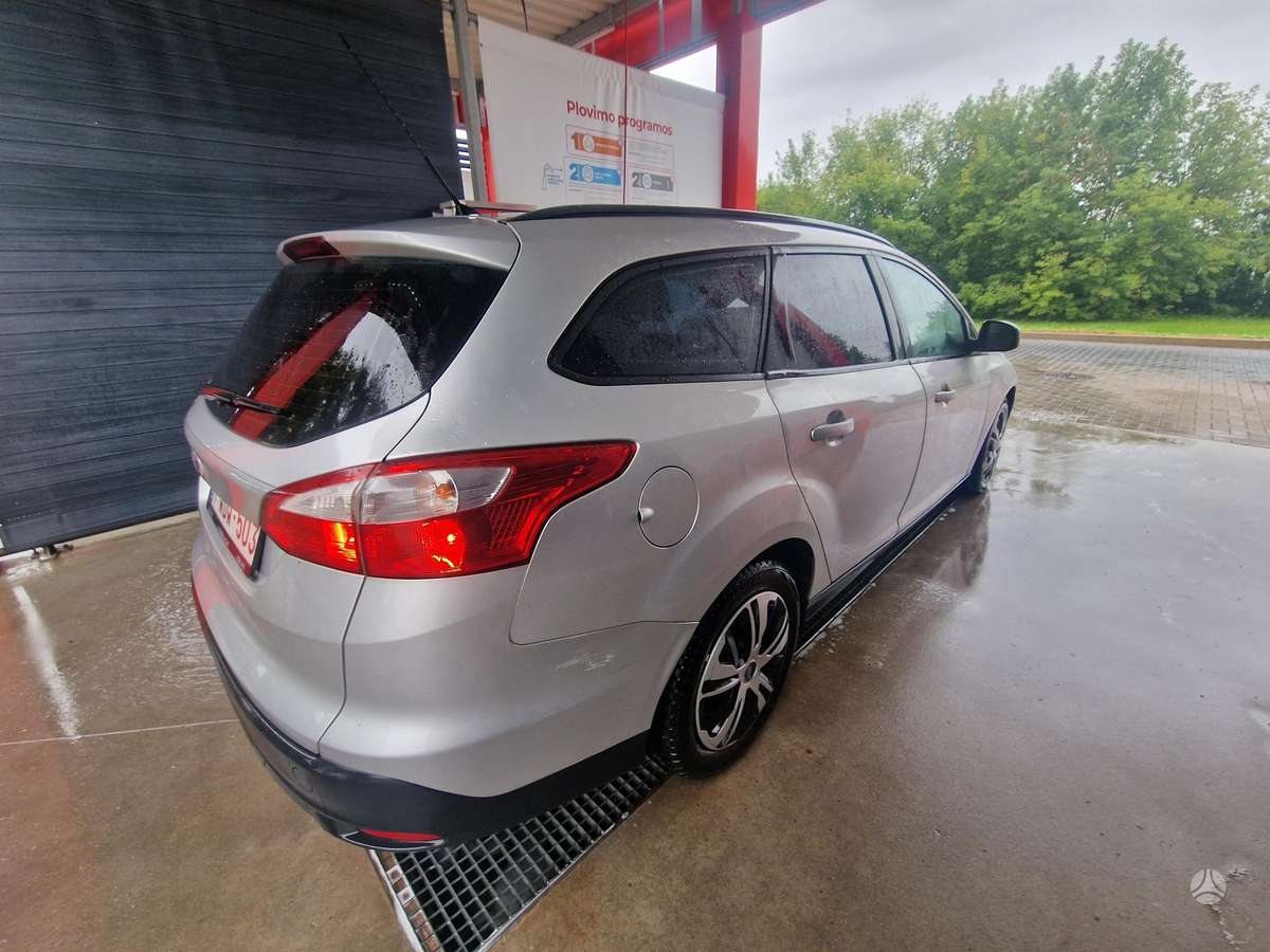 Ford Focus, 1.6 l., Универсал
