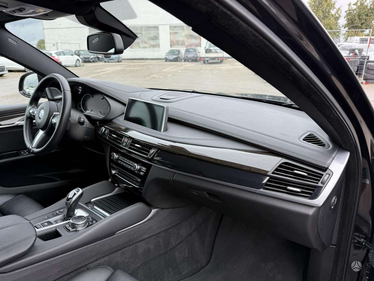 BMW X5 - 11