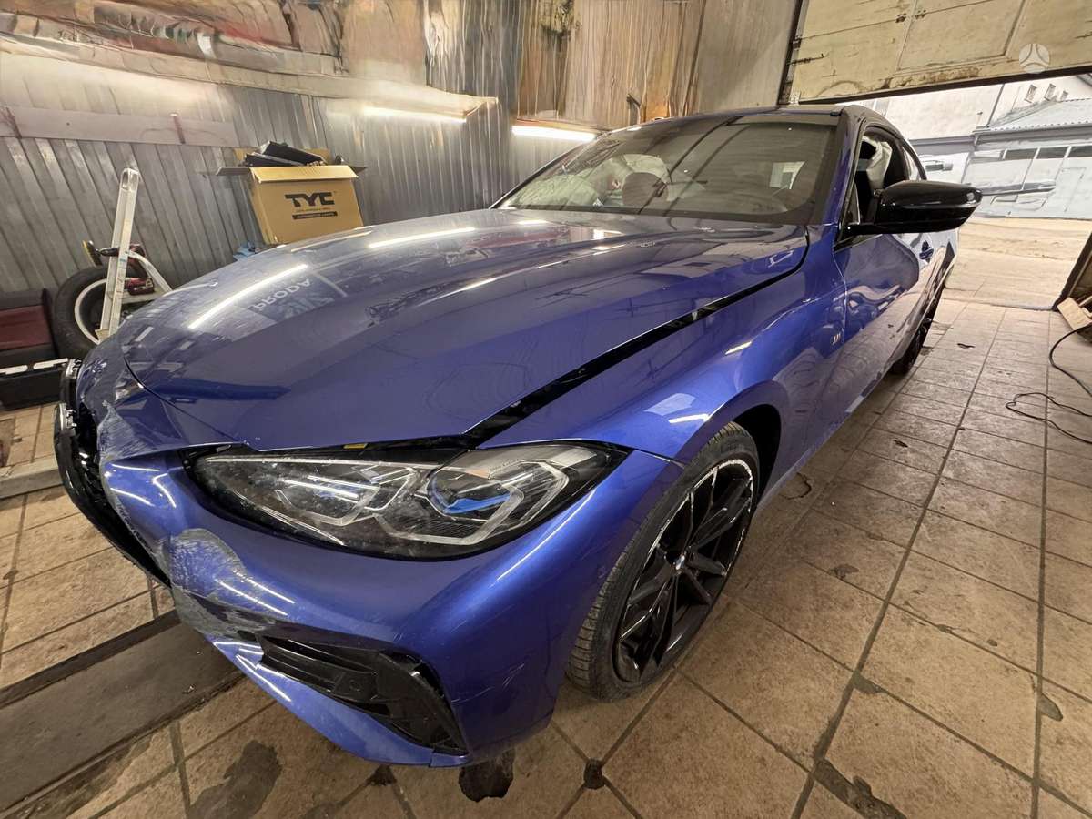 BMW M440 - 1