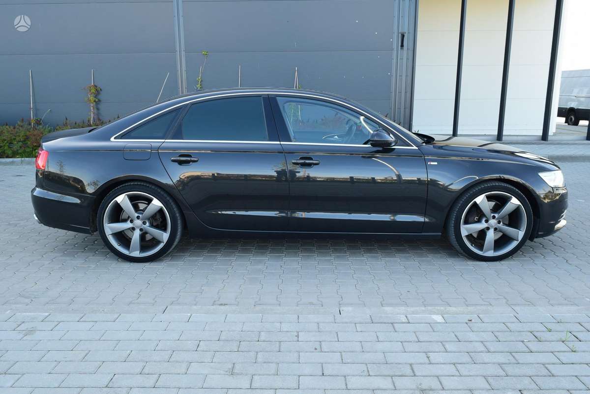 Audi A6, 3.0 l., Седан