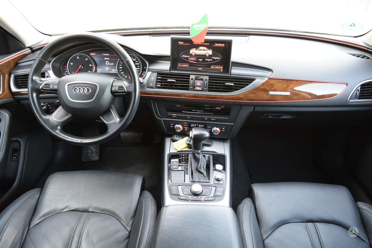 Audi A6, 3.0 l., Седан
