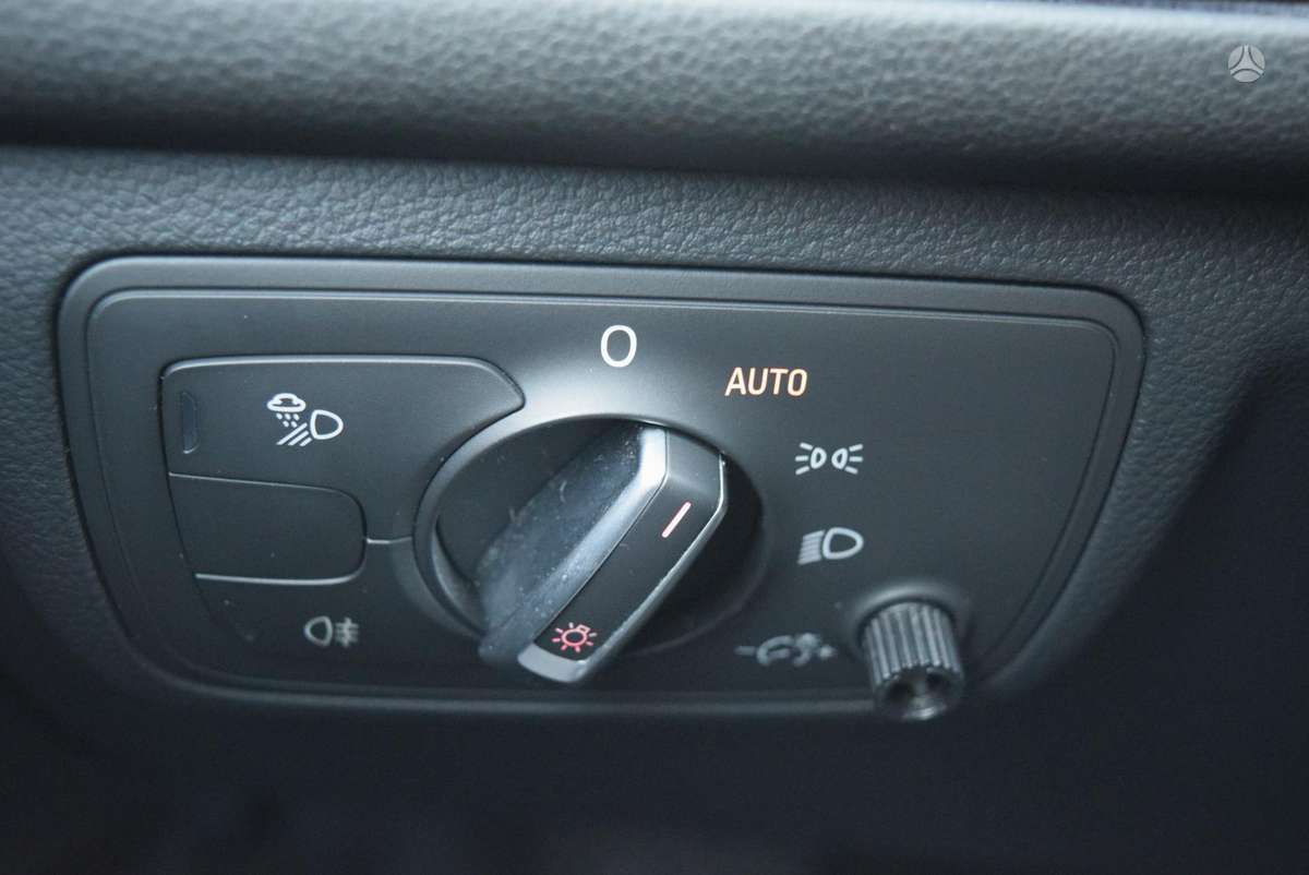 Audi A6, 3.0 l., saloon / sedan