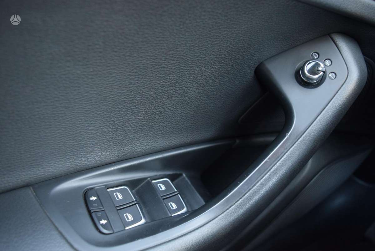 Audi A6, 3.0 l., Седан
