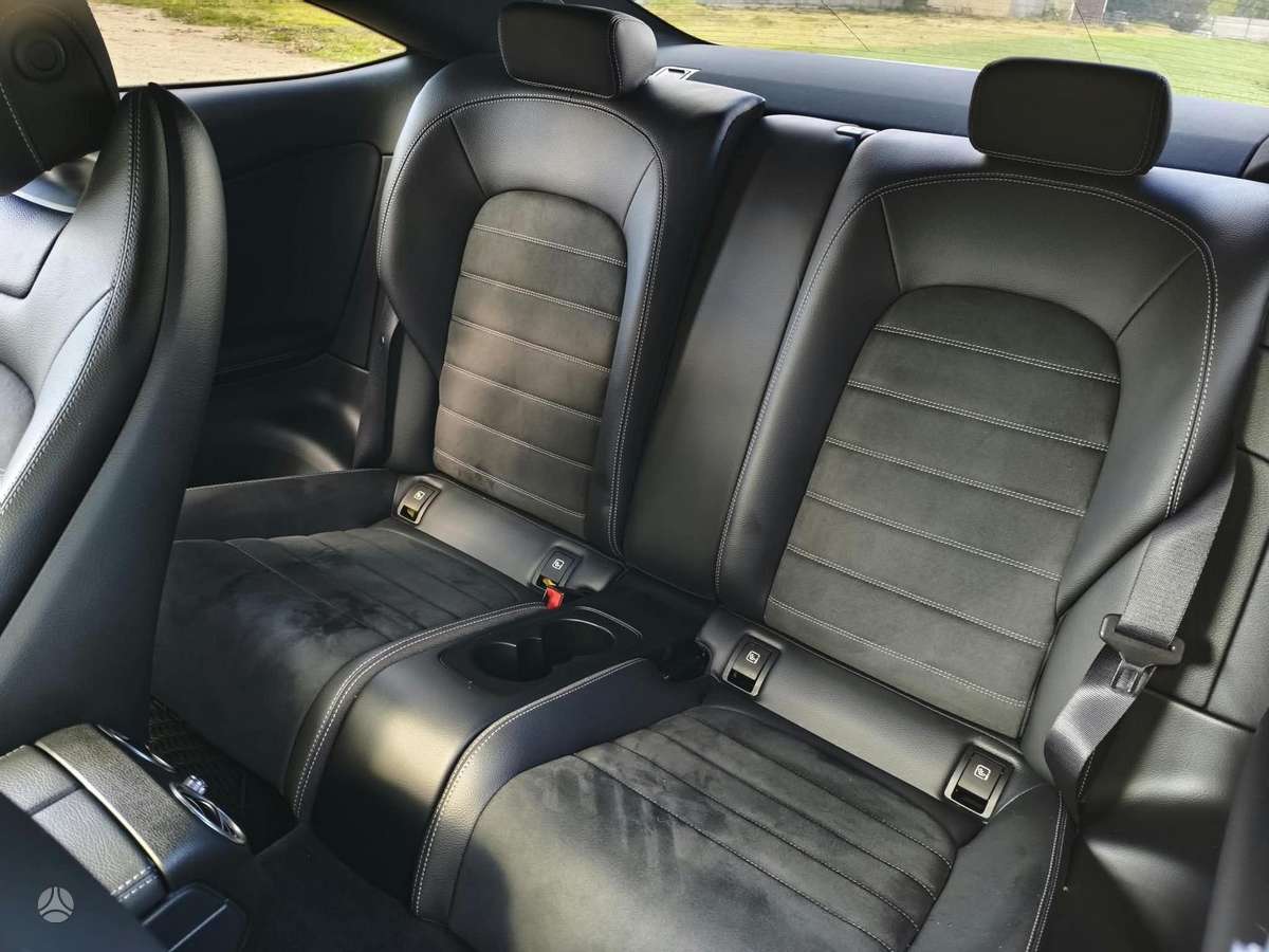 Mercedes-Benz C klasė по частям