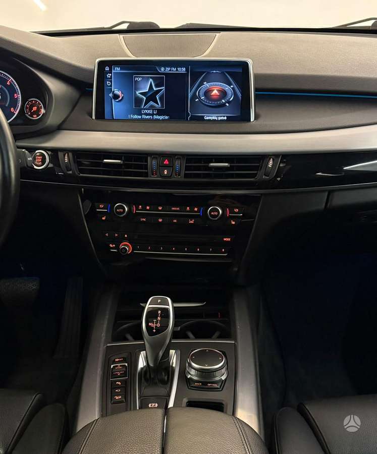BMW X5 - 12