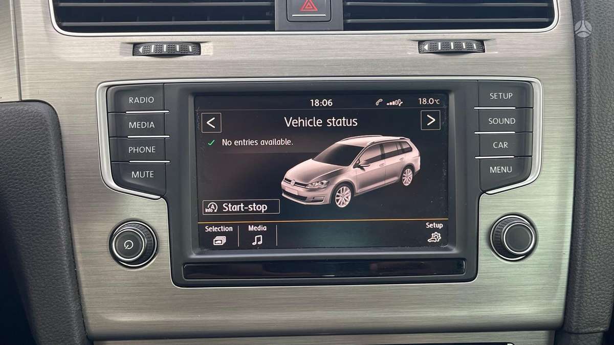 Volkswagen Golf - 4