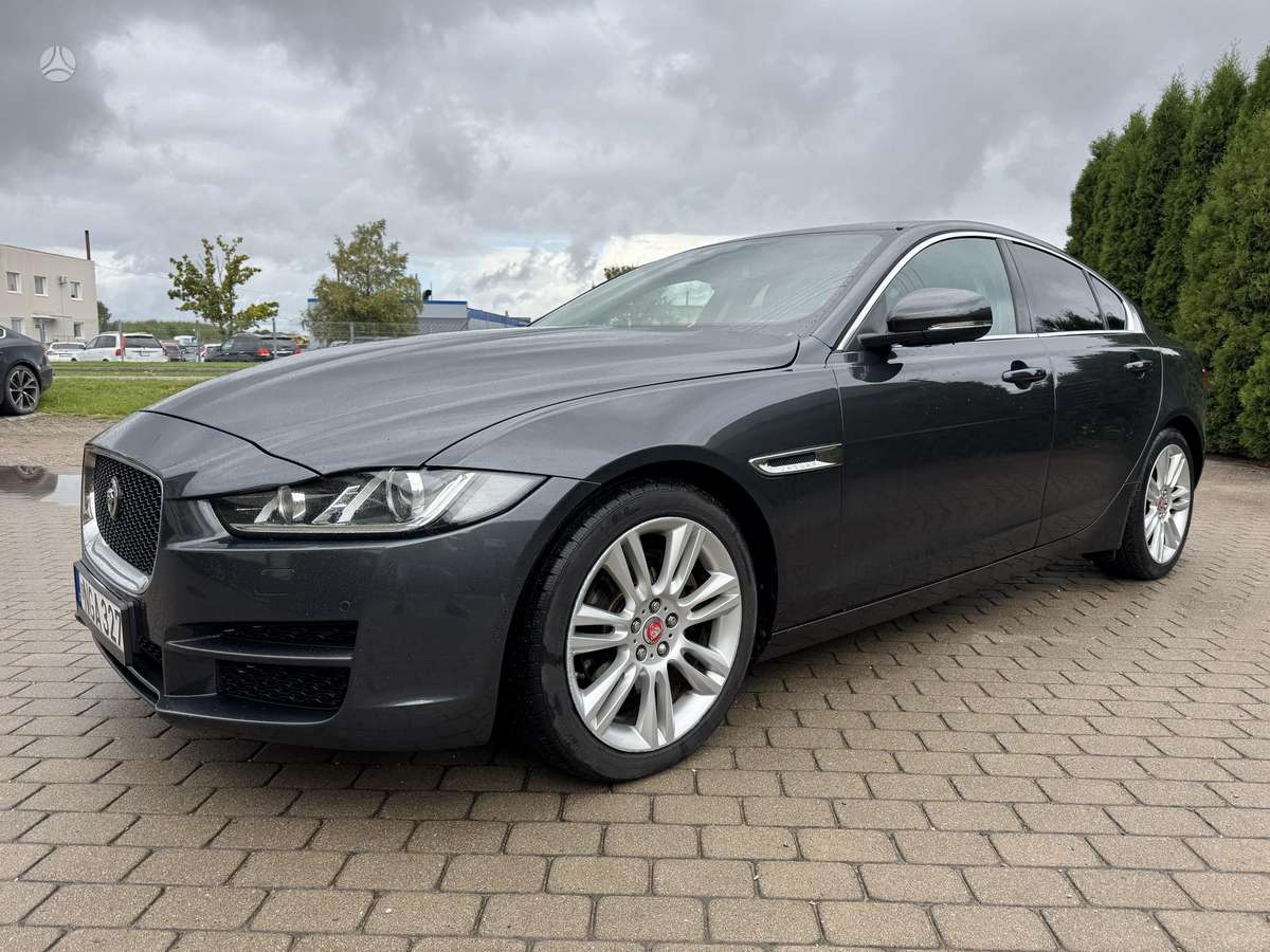 Jaguar XE, 2.0 l., Седан