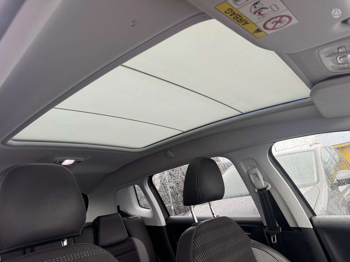 Peugeot 2008, 1.2 l., wagon