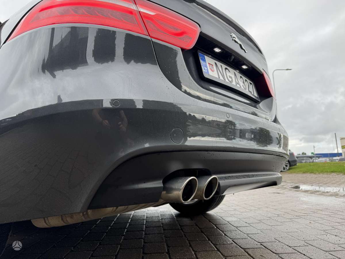 Jaguar XE, 2.0 l., Седан