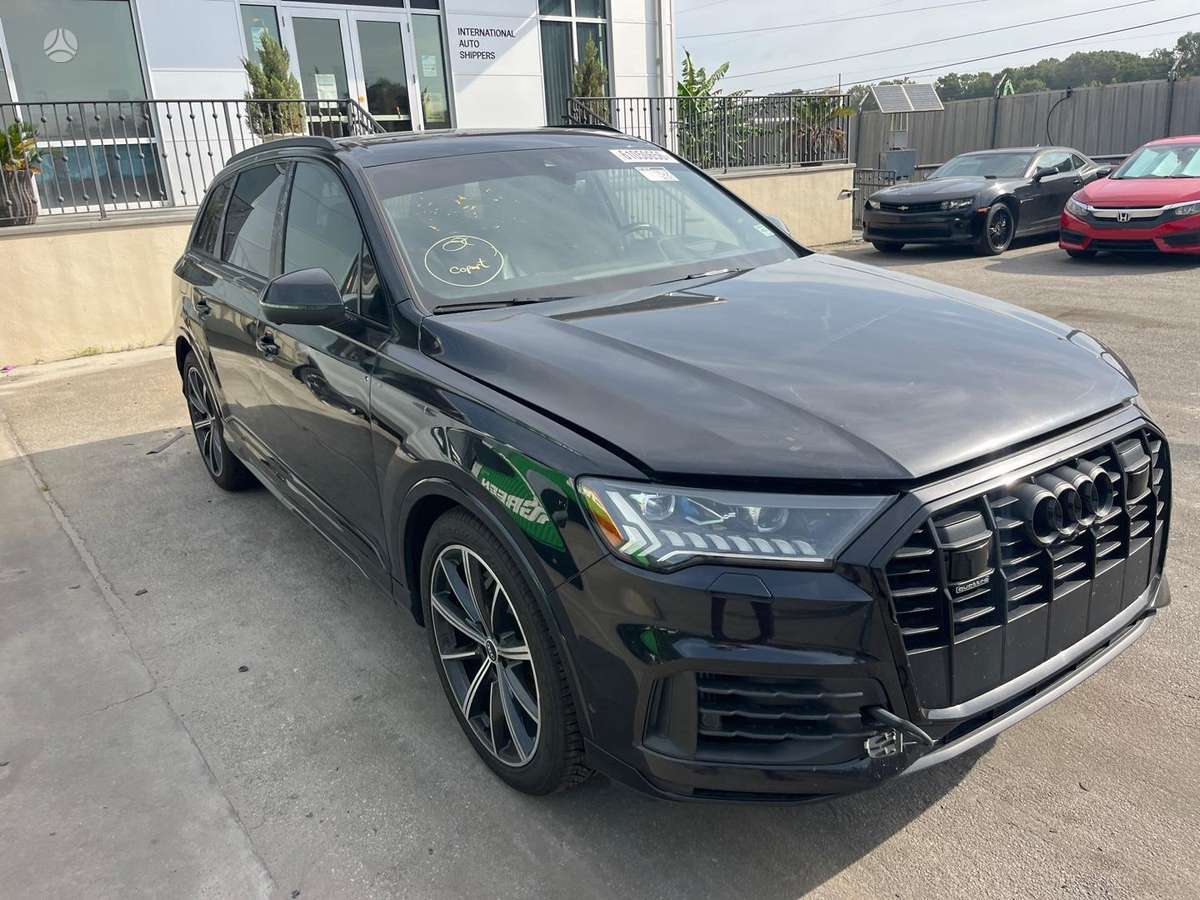 Audi Q7 - 1