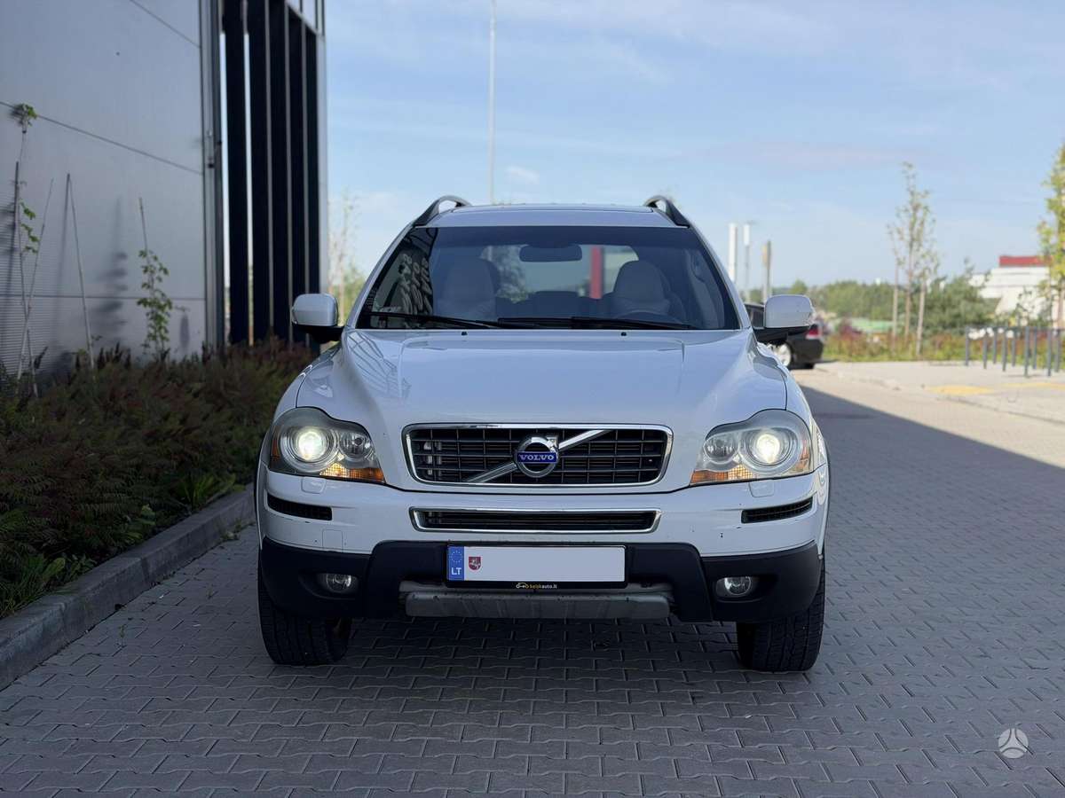 Volvo XC90 - 9