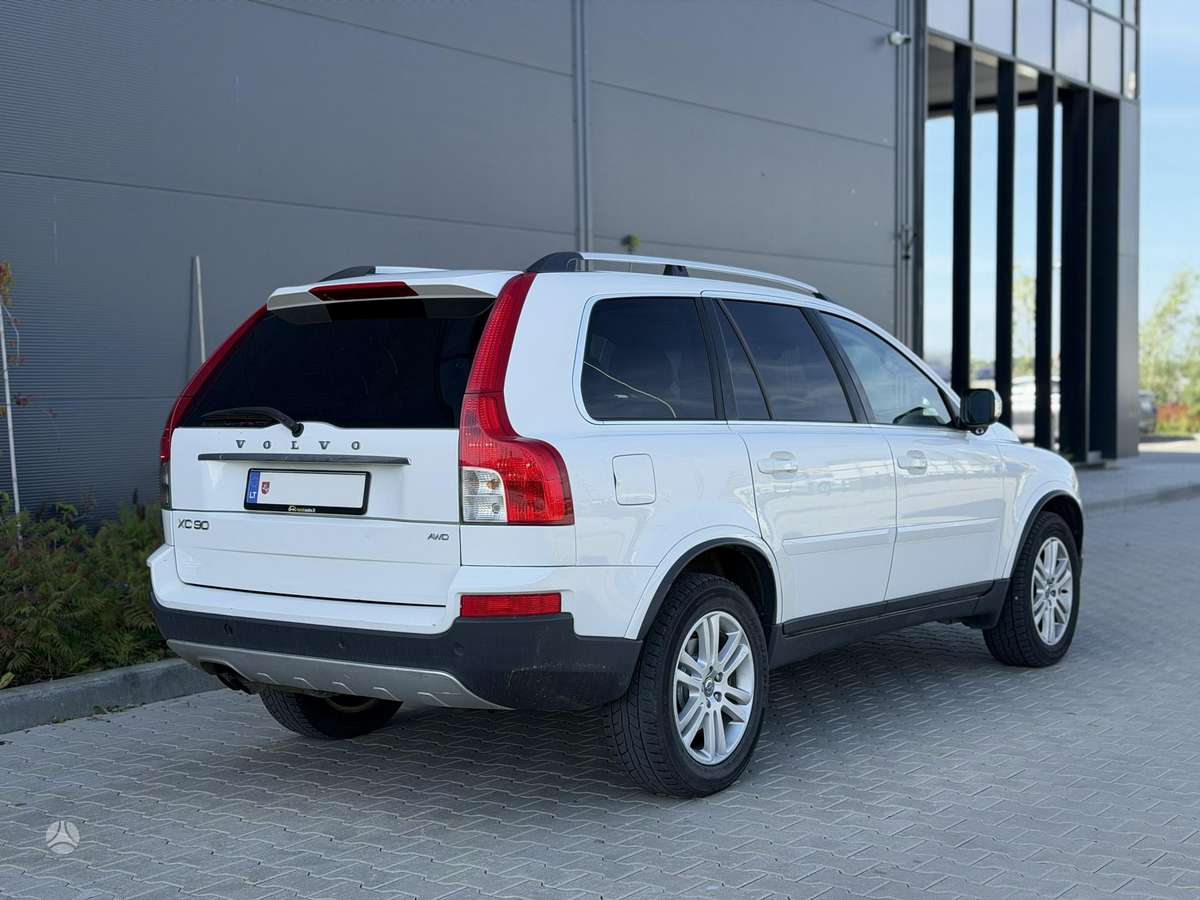 Volvo XC90 - 5
