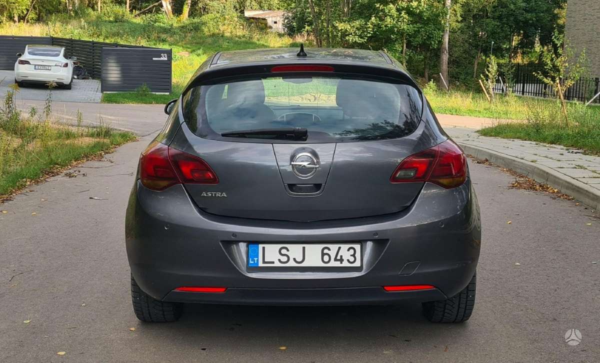 Opel Astra, 1.3 l., hatchback