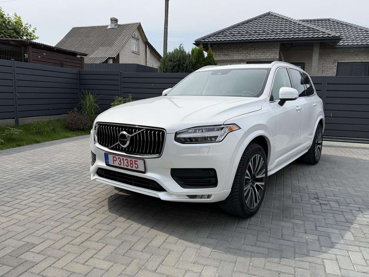 Volvo XC90 - 1