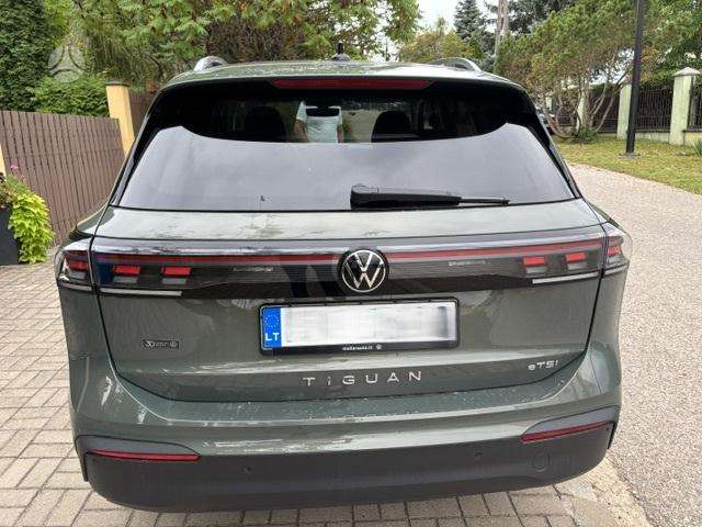 Volkswagen Tiguan - 2