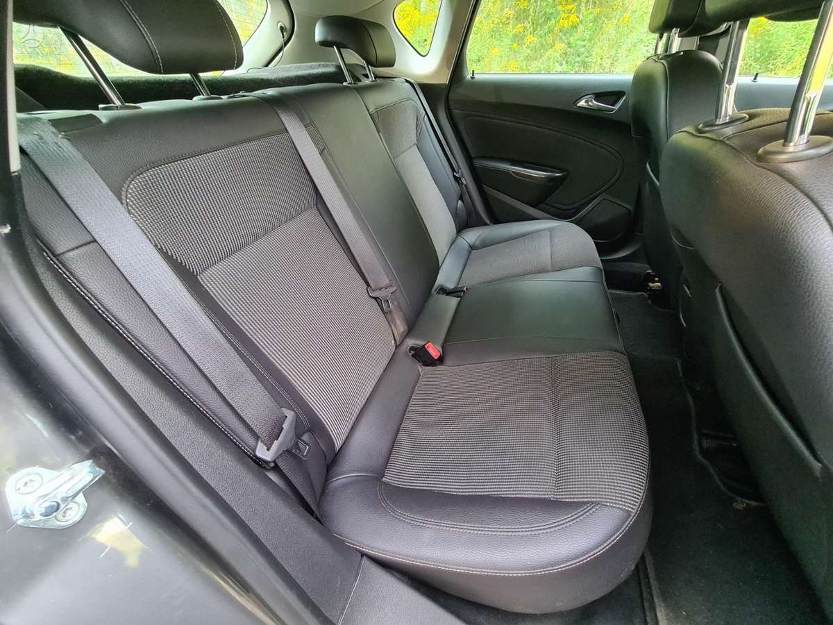 Opel Astra, 1.3 l., hatchback