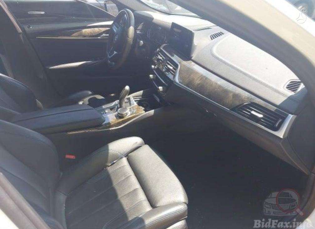 BMW 530, 2.0 l., Седан