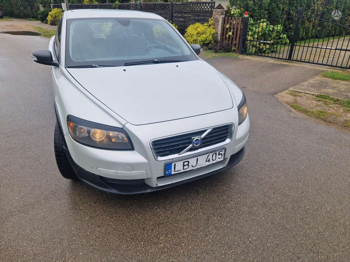 Volvo C30, 1.6 l., hatchback