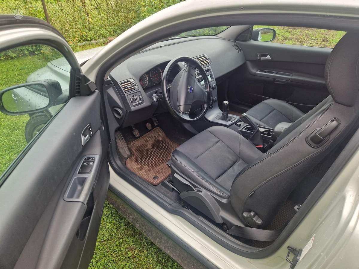 Volvo C30, 1.6 l., Хэтчбек