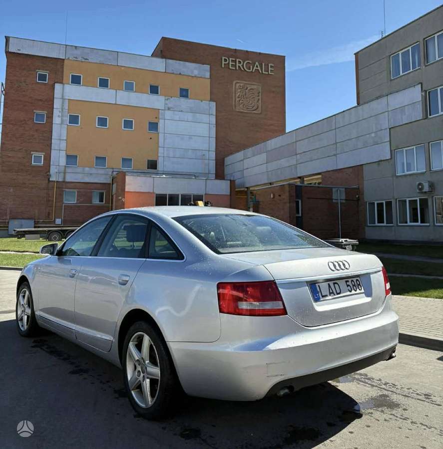 Audi A6, 2.0 l., Седан