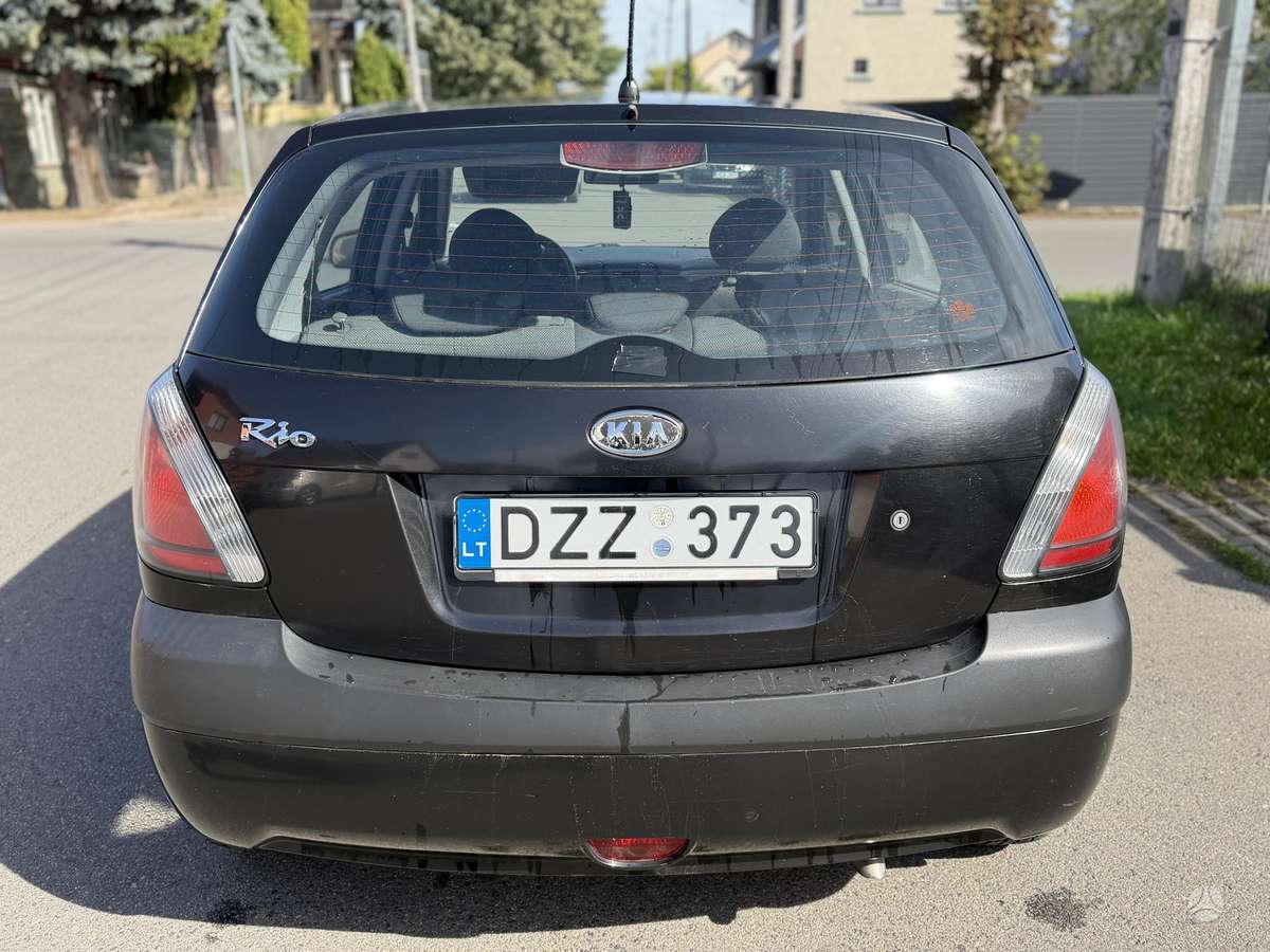 Kia Rio, 1.4 l., Хэтчбек