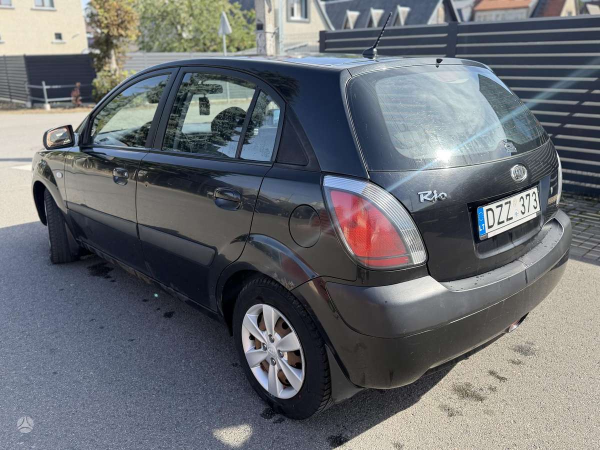 Kia Rio, 1.4 l., Хэтчбек