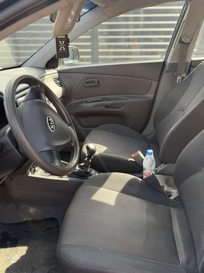 Kia Rio, 1.4 l., Хэтчбек