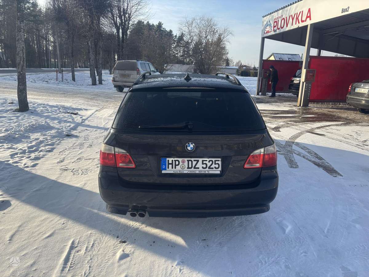 BMW 525, 2.5 l., wagon